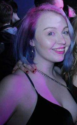 BBeckyWade's profile picture. 