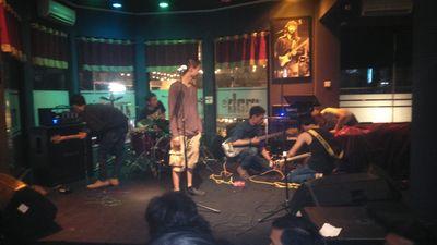 VhelloBand's profile picture. VHELLO BAND