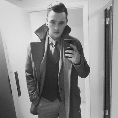 19.
6ft4.
Inked.
Apprentice Fitness Instructor and Personal Trainer.