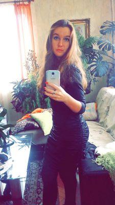 yana93638319's profile picture. 