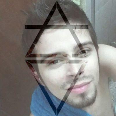 gel_pelastico's profile picture. Sabedor de nada. Conhecedor de coisa alguma.