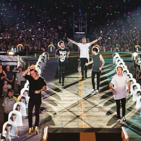 Harry1994Thanks's profile picture. 