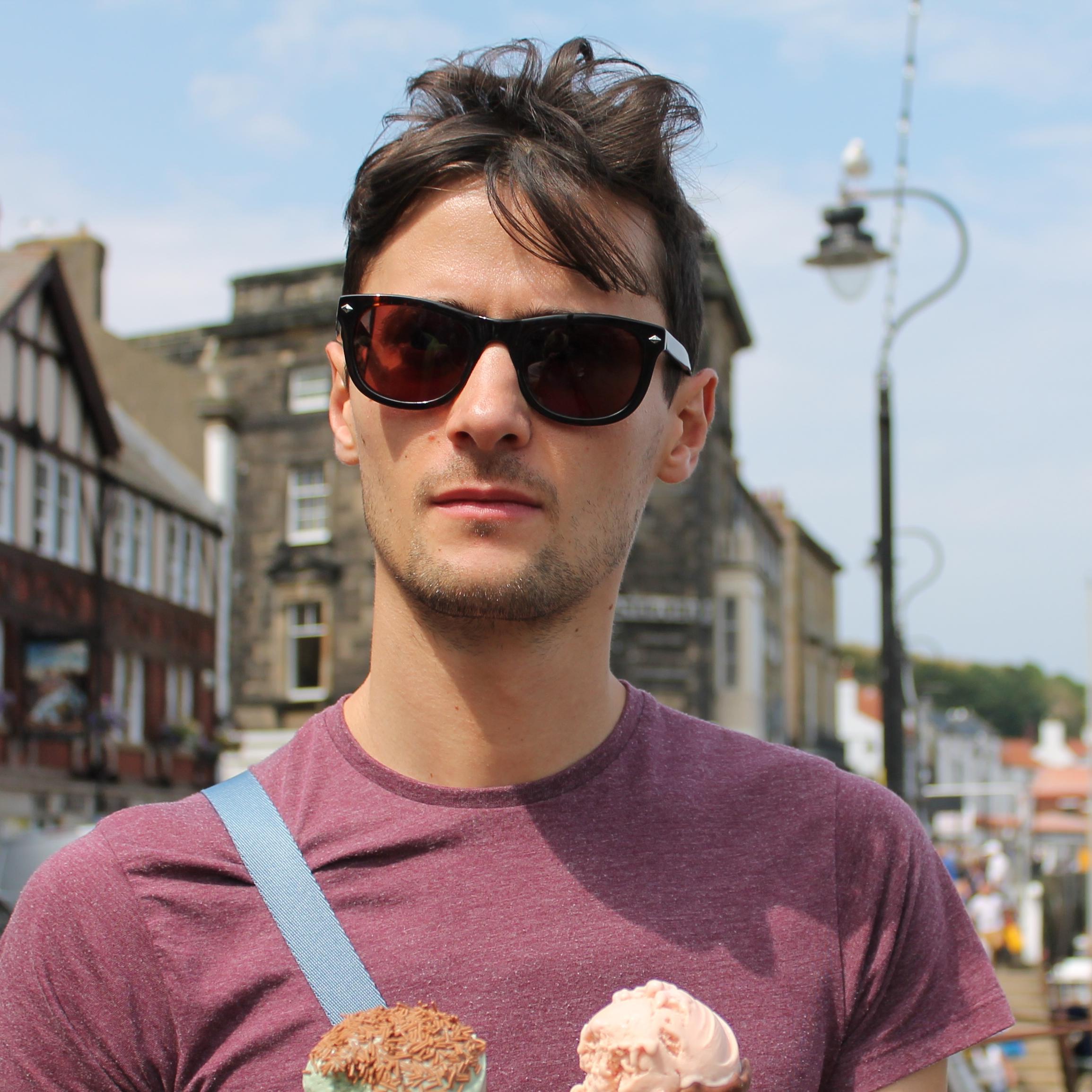 j_hague_uk's profile picture. In the midst of a years' travel