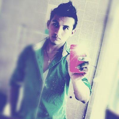 Buena onda, amable, saber se un gran amigo. Puedes llorar en mi hombro