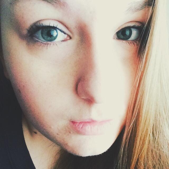 20 / University of Ottawa / Psychology Major / Proud Canadian