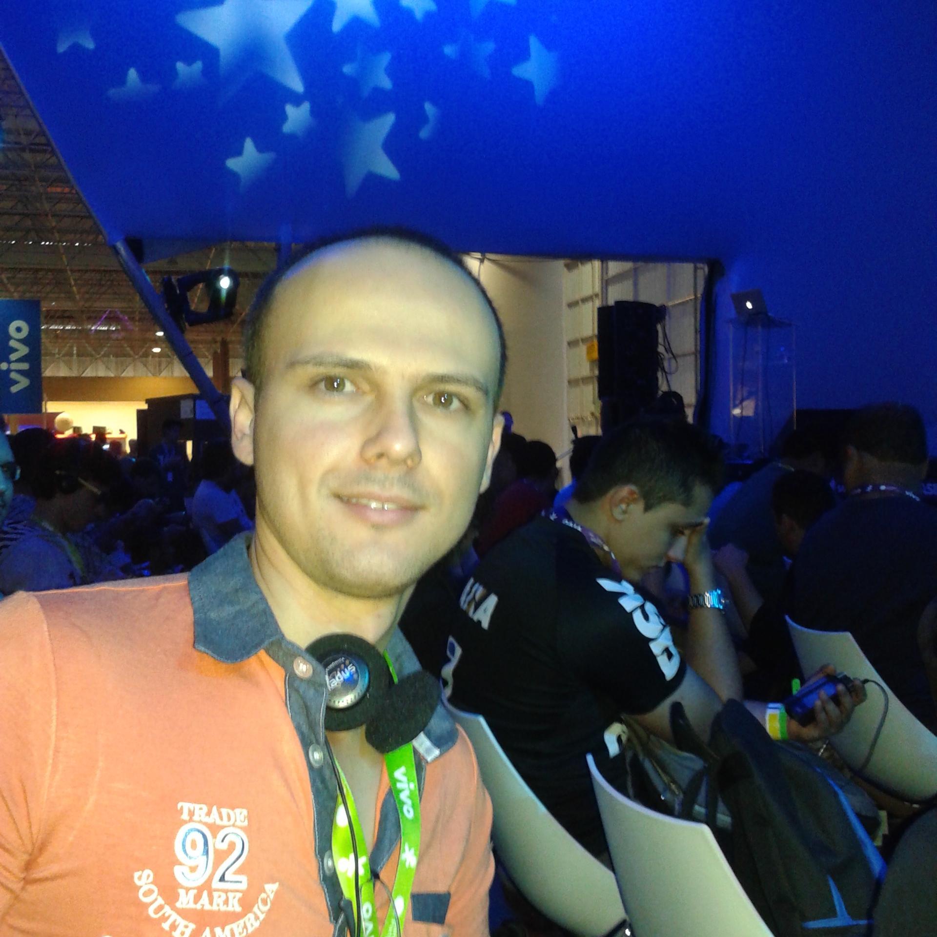 LemesHilton's profile picture. 