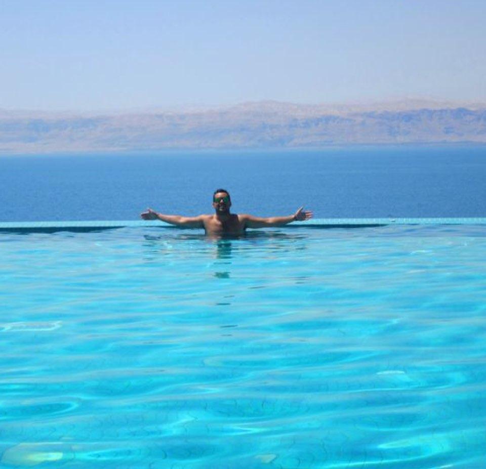 lrcreatio's profile picture. S E V I L L A