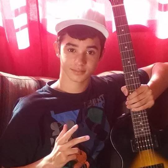 MelloArtt's profile picture. Advogado da DC/Marvel' Sempre tenho que defendê las dos críticos!