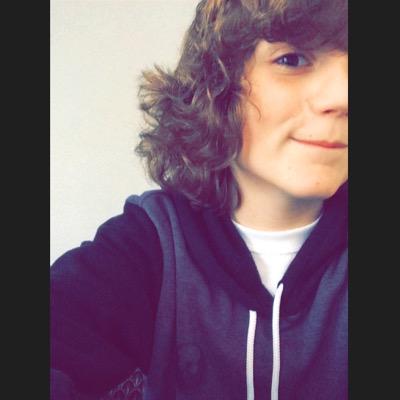 joewilsonwlson's profile picture. i love tyler .