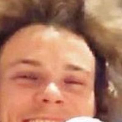 please folloow @lukeslegs69 and rt https://t.co/HrMguby9UF