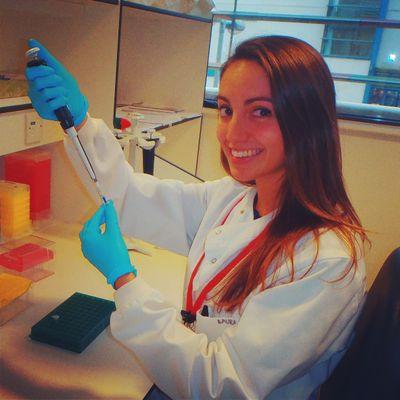 Postdoctoral research fellow at @sheilasinghlab , Ph.D in Cancer Genetics at Cardiff University, EACR Ambassador, UVIC-UCC Ambassador.