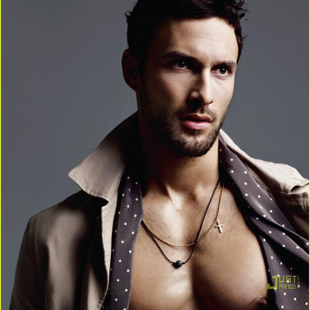 DesireofSin's profile picture. I'm Jason #BadBoy #Owner/CEO of HouseClub Travels the world #Single Looking for the right woman to turn my world around [RP/MC 21]