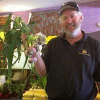 peoplesmarket4u's profile picture. Fri-Sun 9-5