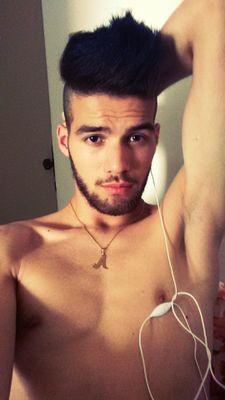 Nαo importα o quє єu diigα,
Vocє irα vαlorizαr pєlo quє vê,
julgαr pєlo quє ouviu
e opinαr pєlo quє conhєcєu (!)