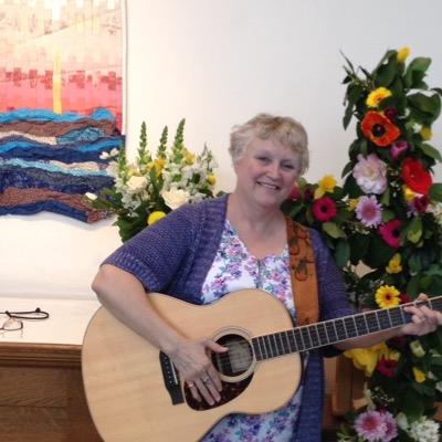 #lovetheArchers, #loveDumTeeDum, #lovewalking, Music Educator, singer, dabbler in visual arts, #loveCanadaMyHome