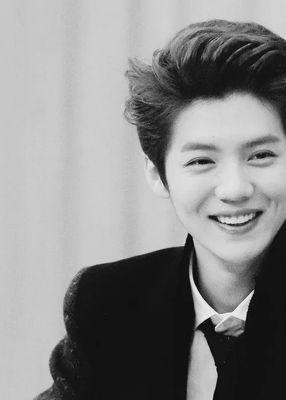 melikehazir's profile picture. E-okul hesabımı kapattım,bana ulaşmak isteyen hocalarım burdan ulaşsınlar. asdfghjk