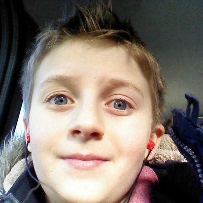 I am a male YouTuber called ConnorJMC1 HD so subscribe