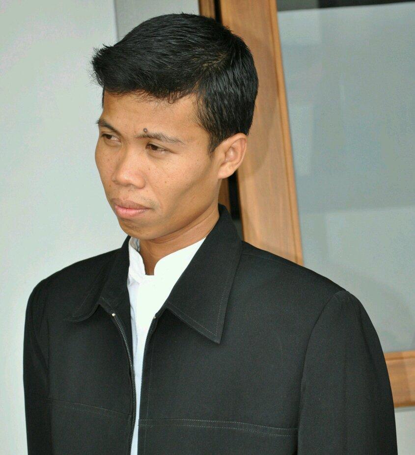 Juragan @ayambangzoel I Penggiat @KSM_Tangerang #koperasi
