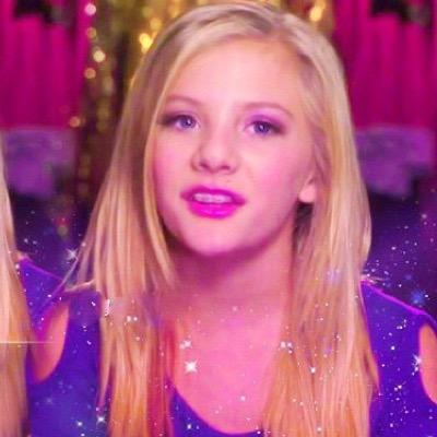 I'm Paige, from Dance Moms. I pretty much just like shopping and dancing. { FL / RP }
