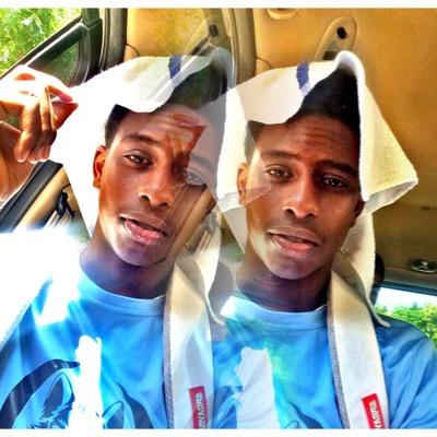 ~I'm 16 ~ bday August 8 I play football wide receiver/ corner im a cool person u should get to know me