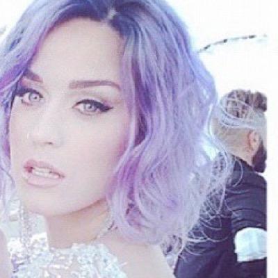 Big fan of Katy Perry! Remeber to LET THE LIGHT IN, Prism!!! follow me on instagram @_katy._.perry