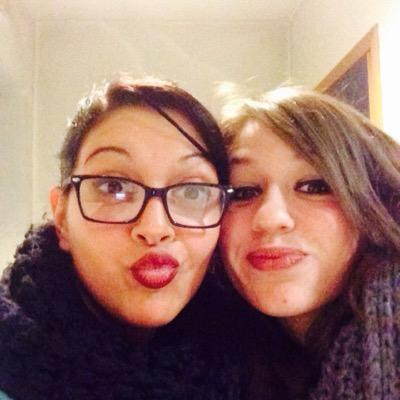 sono molto socievole e solare, sorrido alla vita magari a sua volta mi sorriderà