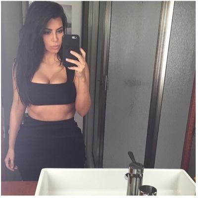 Taking selfies is an art....Want to know how to get the perfect selfie like the Kardashians? Check out the link below ⬇️