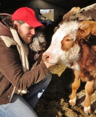 Actor, happily Vegan since I watched https://t.co/B5q4lMIjsJ  in 2010... Thank you Joaquin Phoenix :) I'm connected!