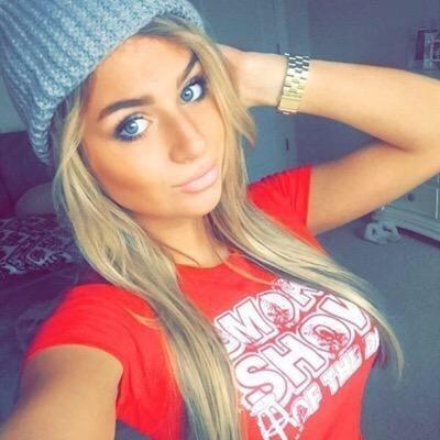 SarahVelIer's profile picture. 