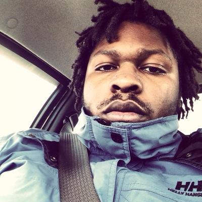I'm BossLegend. I'm a dope ass producer, Stop sellin these niggas dummies.5402924080 Bossedupshxt@gmail.com