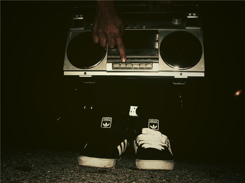 ONline Shop with several brands for Urban Fashion, Hip Hop Fashion and Streetwear.