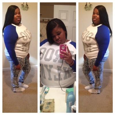 24 • TAKEN   #TeamCapicorn & #TeamProudMommy Follow Me on instagram @SimplyMe_Quek & i'll follow back ; ❤