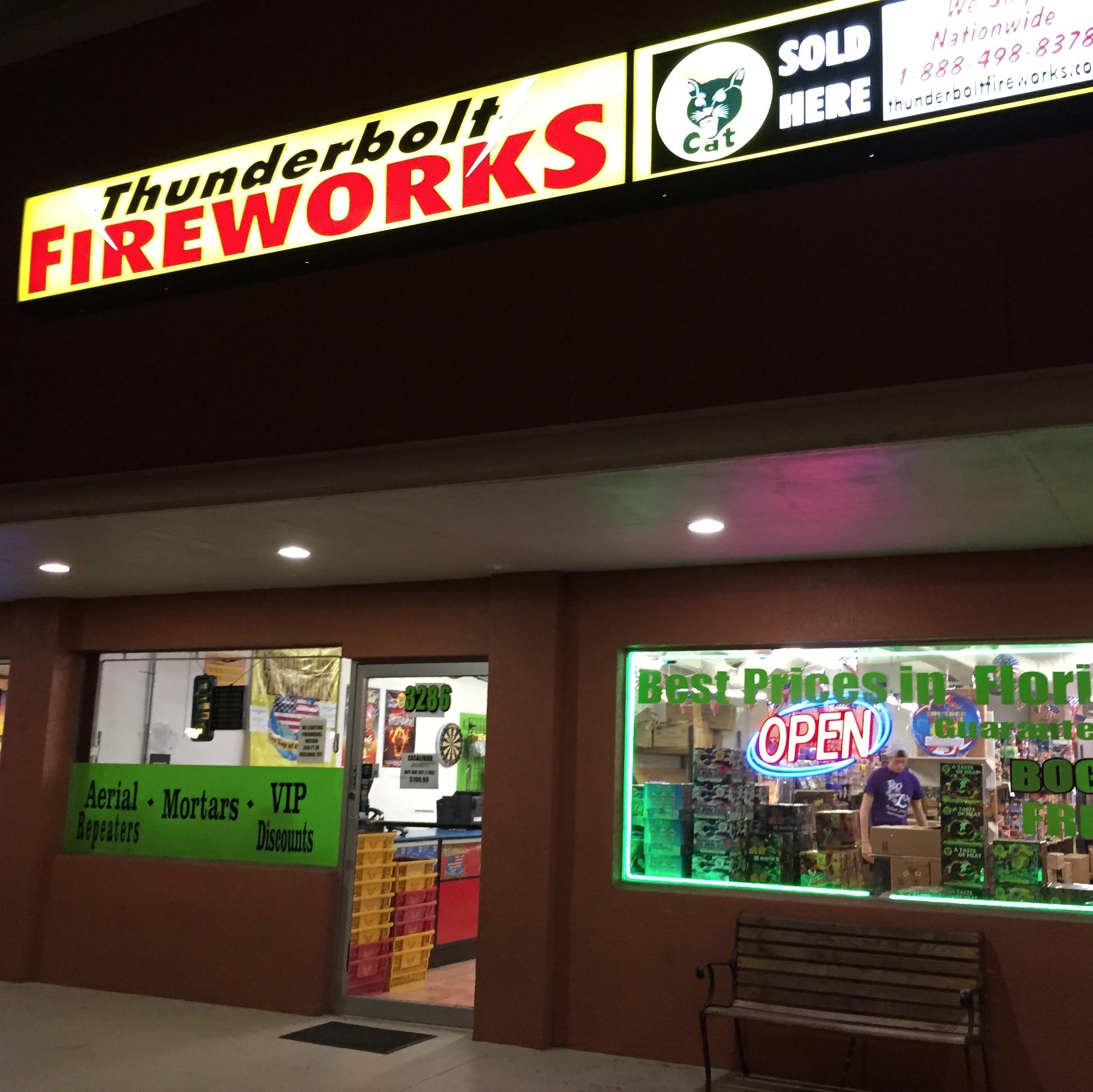 The lowest prices on fireworks in Florida. We carry only the best brands in the biz at rockbottom prices.