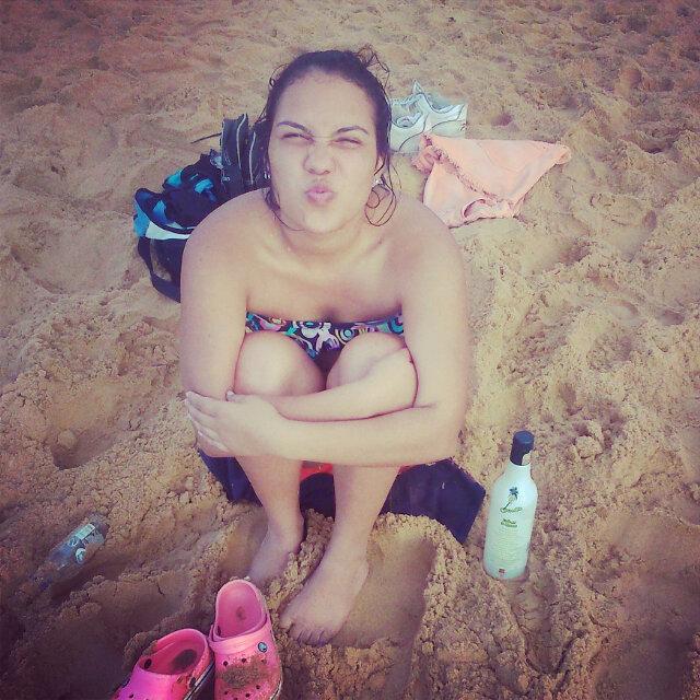 Tia de Daila del valle♥estudiante de Quimica Udo sucre integrante de integracion juvenil☺amante al mar☀(El que no vive para servir, no sirve para vivir)
