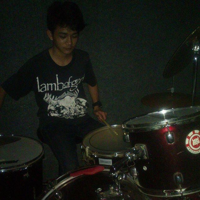 ILOVENIRVANA ROCK N ROLL