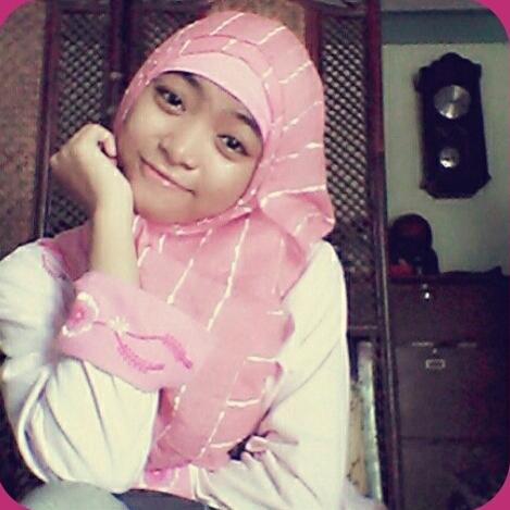 khozanatulilmi's profile picture. 21 Februari '95| Allah SWT | Nabi Muhammad | my family |I LIKE PINK | @khozanatulilmi follows you,and you follow @khozanatulilmi