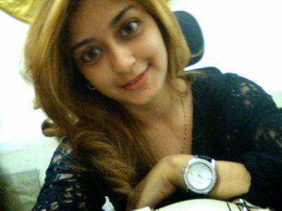 ameera_zeldine's profile picture. - IG ameera_zeldine - 25 yo foodie, a Video Gamer, a BBC R1, TWD, GOT and Music Freak