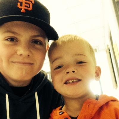 ashtonharris141's profile picture. I live for hockey.Family and sports are my everything.