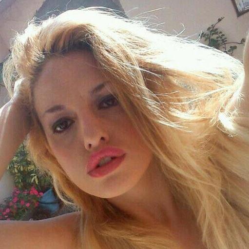 rubiebonitta's profile picture. 🅻︎.🆂︎.🅰︎ ❣️
Siempre hay que sonreír 😆
Deaf 💙
⚖️ undav_oficial