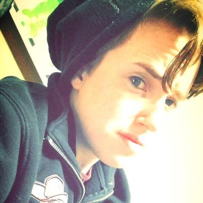 Writer. Reader. Gamer. Dreamer. Lesbian. I don't ride rollercoasters and I very rarely scream.