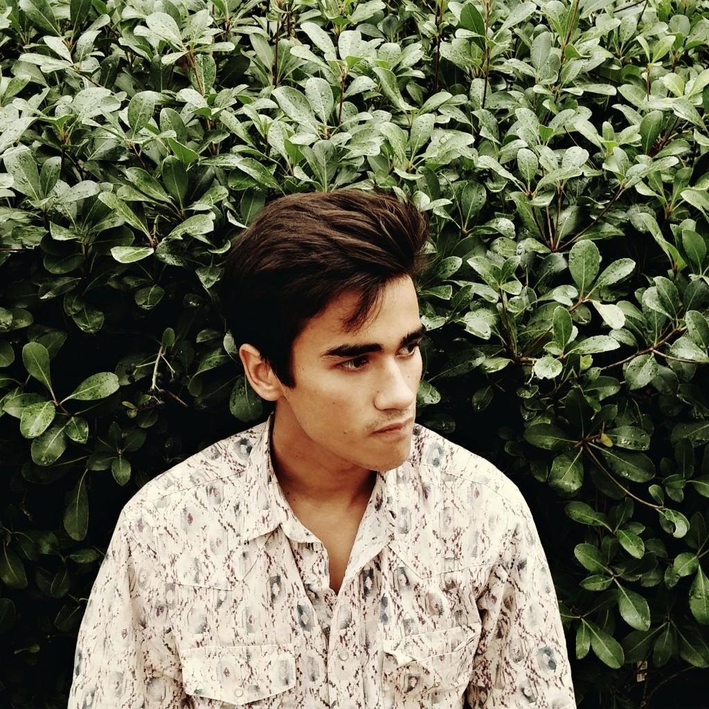 21, Guitarist
