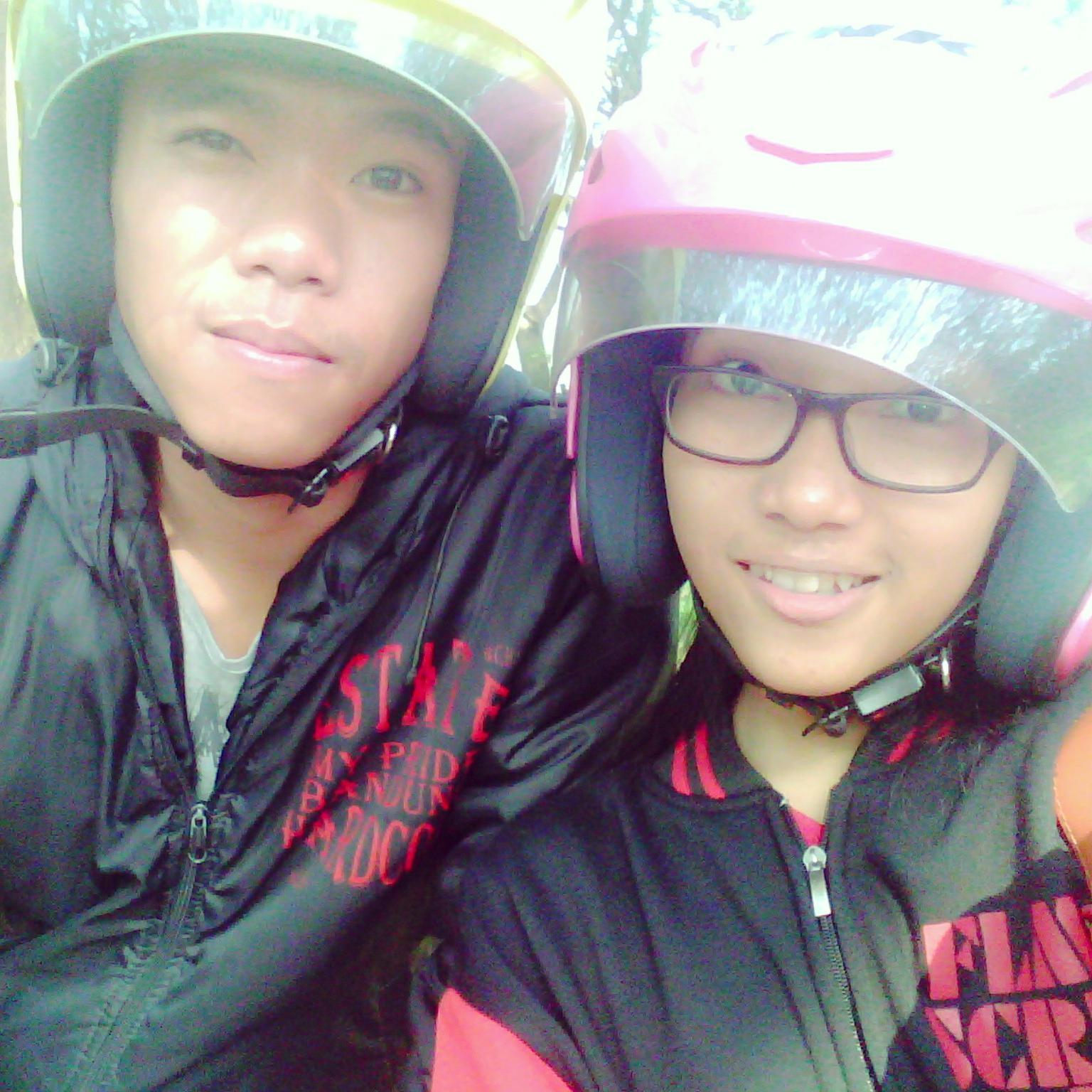 Just me and you again the world , ucapan yang jadi pengilat janji cinta kita .