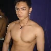 yg suka pamer m*m*k..  jng minta pulsa,  minta mobil ato rumah aja.. # mengisi hari dn hati yg sepi