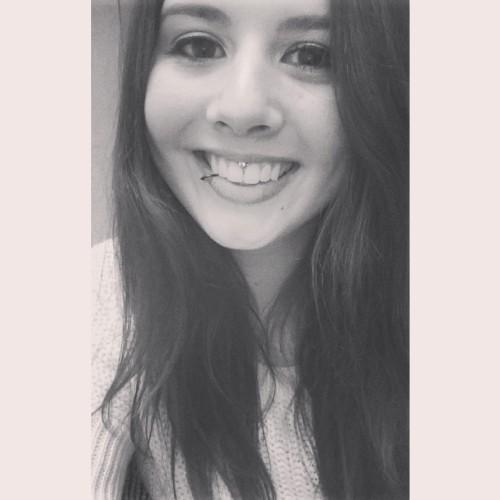 JoyaBeatrice's profile picture. Keep your reality away from me