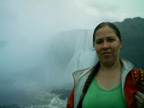 Consultora #Natura Digital e presencial; Professora de Inglês, Língua Portuguesa e Literatura do Ensino Médio em escola Pública de SC