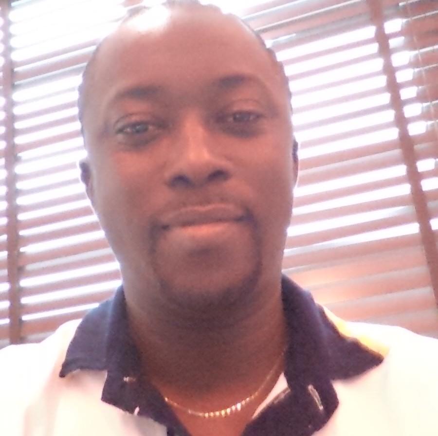 Emmasteves's profile picture. I am a pragmatic person, an extrovert, yet  empathic