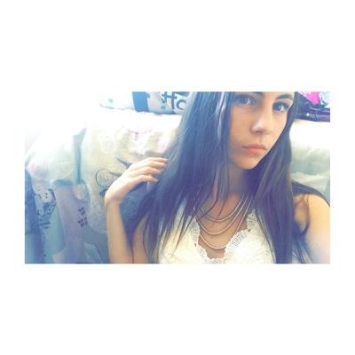 jessicajean02's profile picture. Met the vamps 6/6/2014