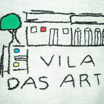 A Vila das Artes é uma feira de artes e artesanato, que acontece sempre no primeiro domingo de cada mês, no distrito de Sousas, em Campinas.