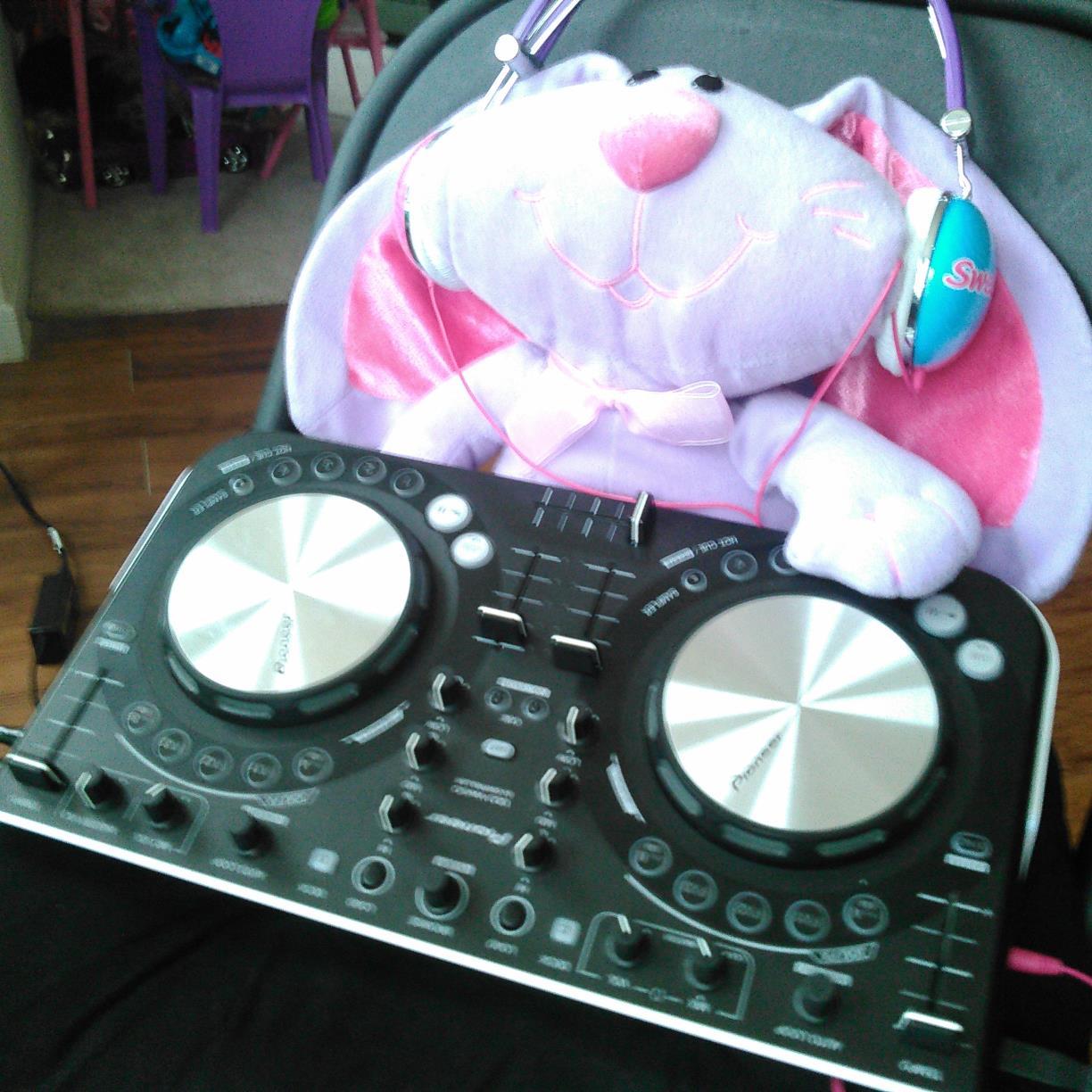 p_durty's profile picture. 