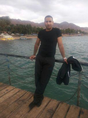 ayesh_ayman's profile picture. 